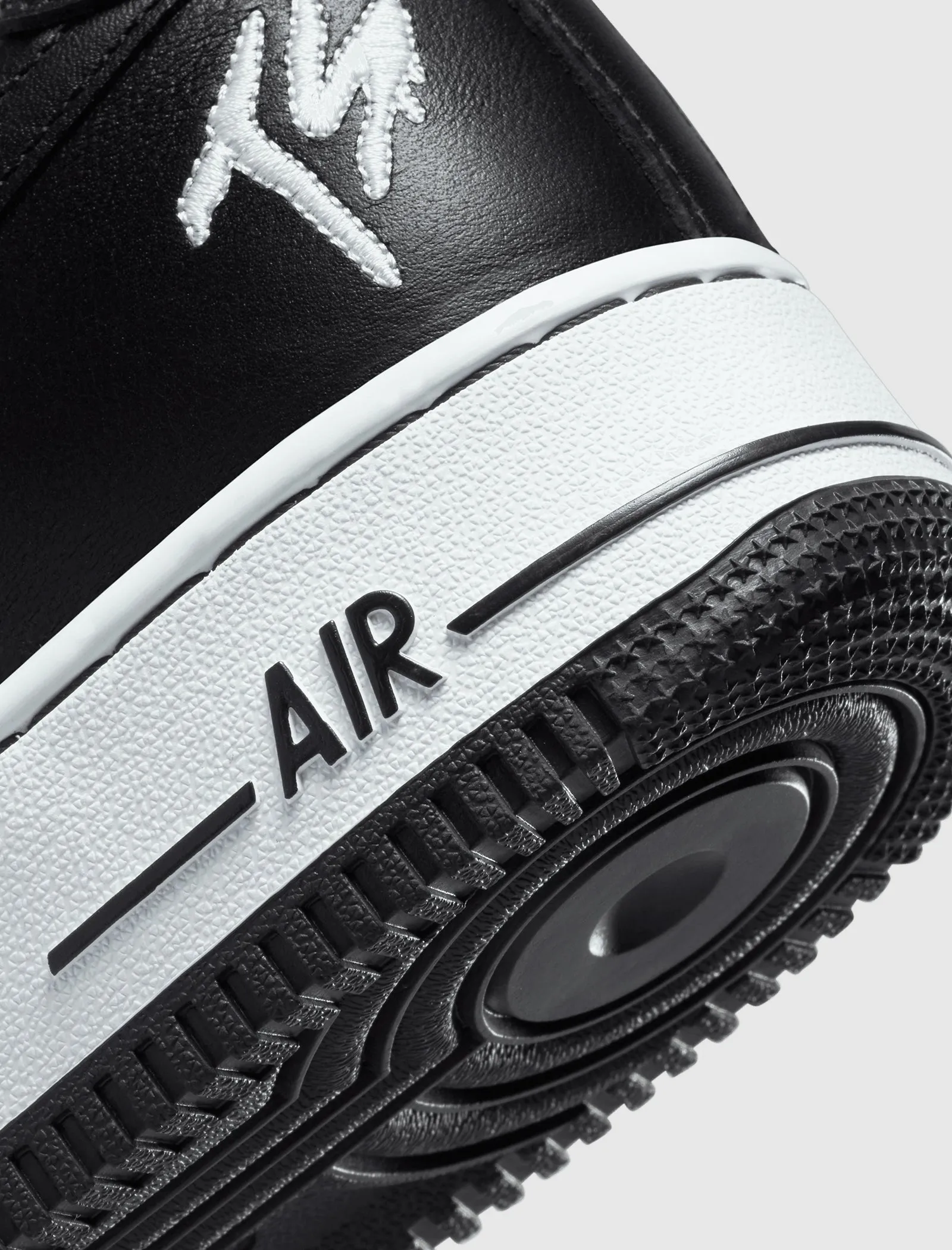 AIR FORCE 1 X TERROR SQUAD "BLACK/WHITE"