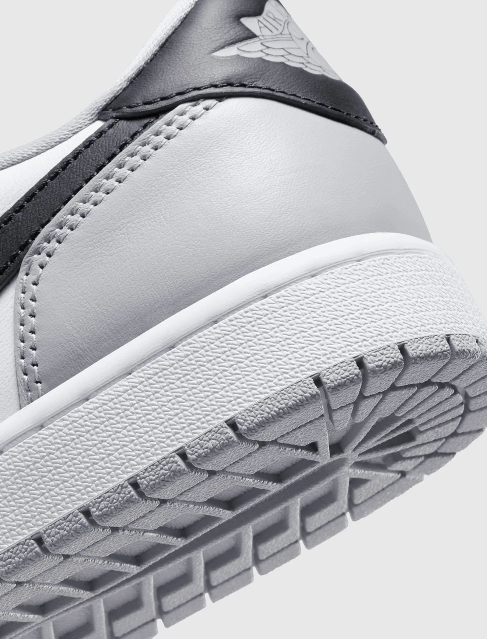 AIR JORDAN 1 LOW OG "BARONS"