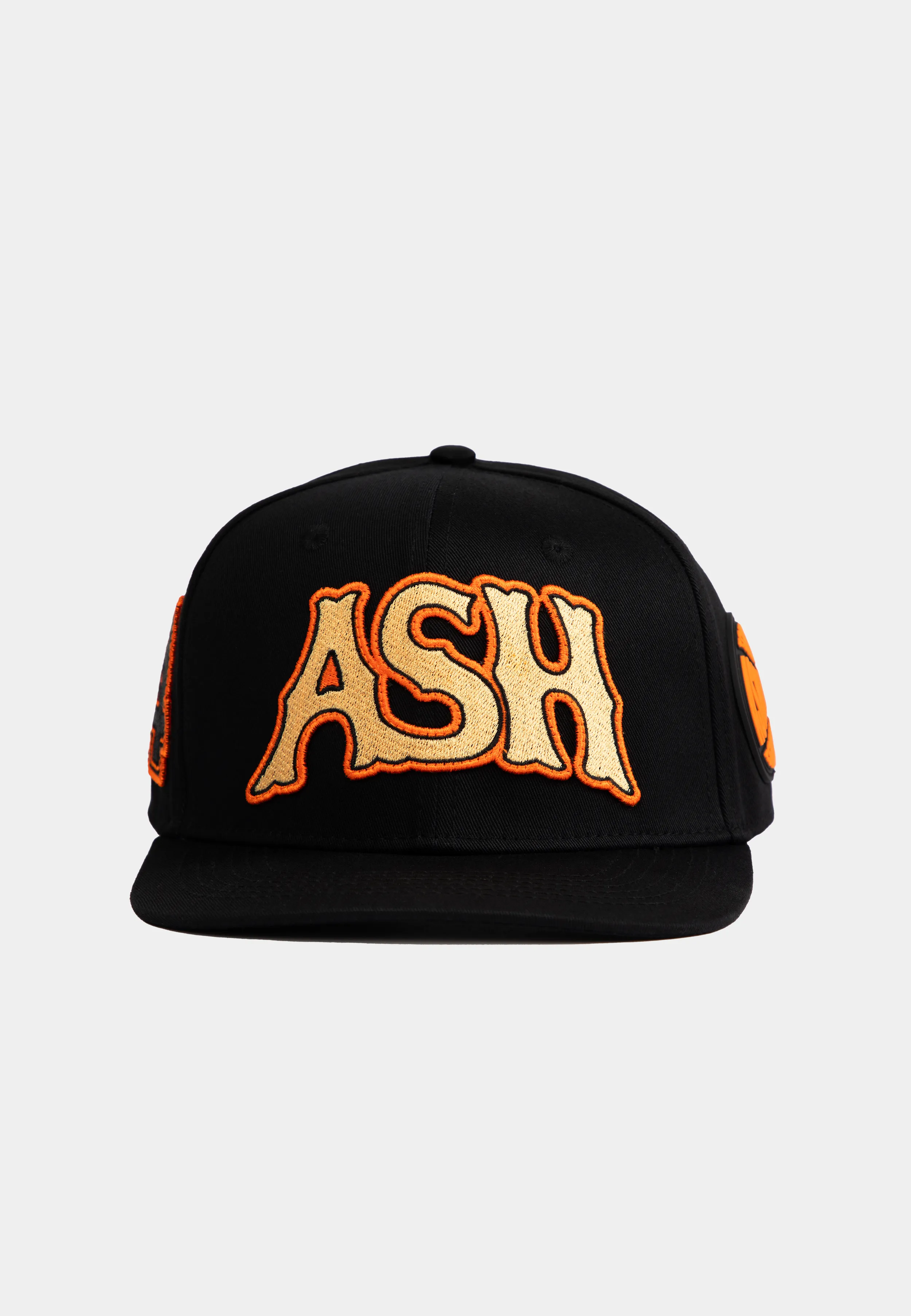 Ashluxe Crest Snapback Black