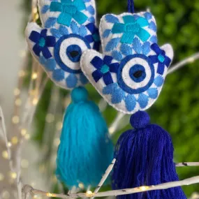 Evil Eye Hand Pom-Pom Blue - Ojo Turco